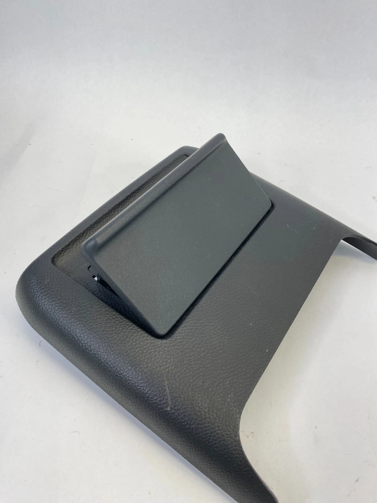 2007 2008 INFINITI G35 REAR CENTER CONSOLE ASHTRAY STORAGE TRIM 96930-JK00A OEM