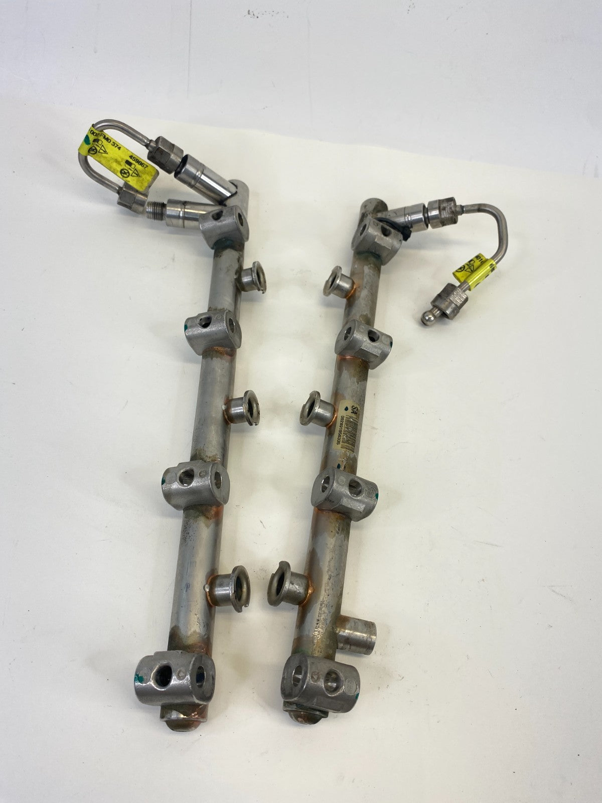 2009-2017 Traverse Enclave 3.6L V6 Fuel Injection Rail SET 12632256 12632257 OEM