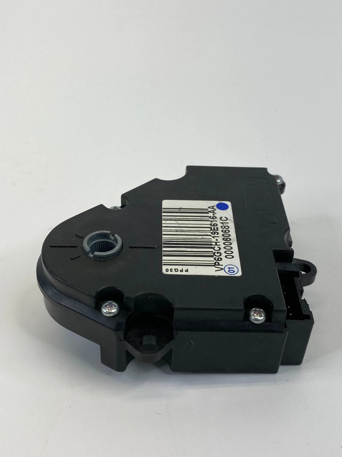2002-2007 SATURN VUE HVAC AC HEATER AIR INLET DOOR ACTUATOR VP6GCH1-9E616-AA OEM