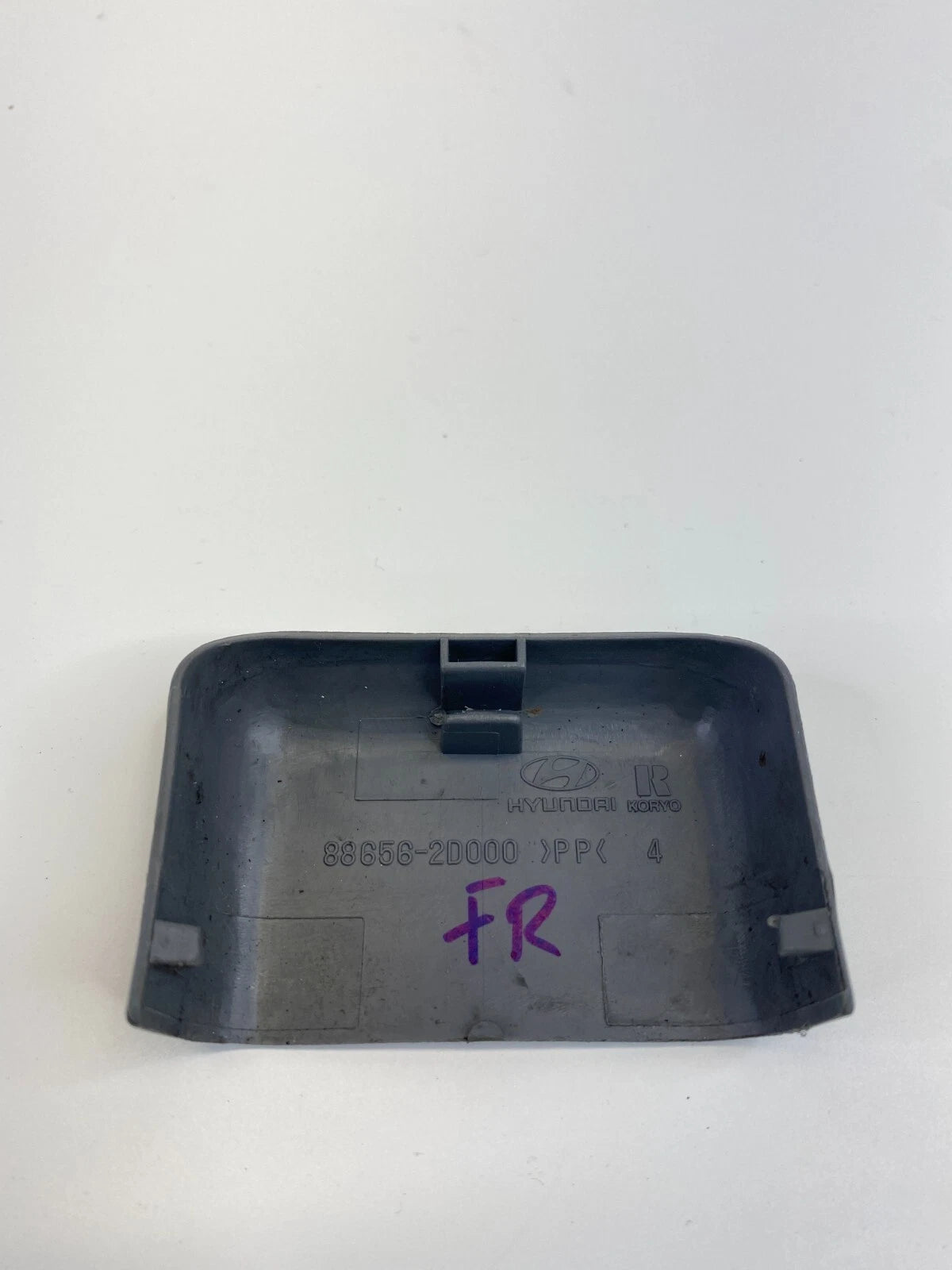 2001-2006 HYUNDAI ELANTRA FRONT RIGHT SIDE SEAT BOLT COVER TRIM 88656-2D000 OEM