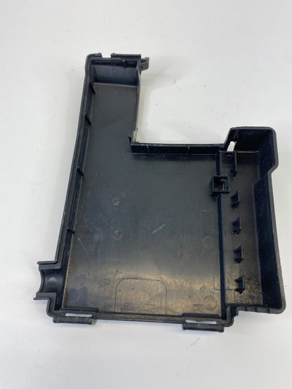 11-15 CHEVY CRUZE POSITIVE BATTERY TERMINAL FUSE BOX COVER PANEL TRIM 401154265