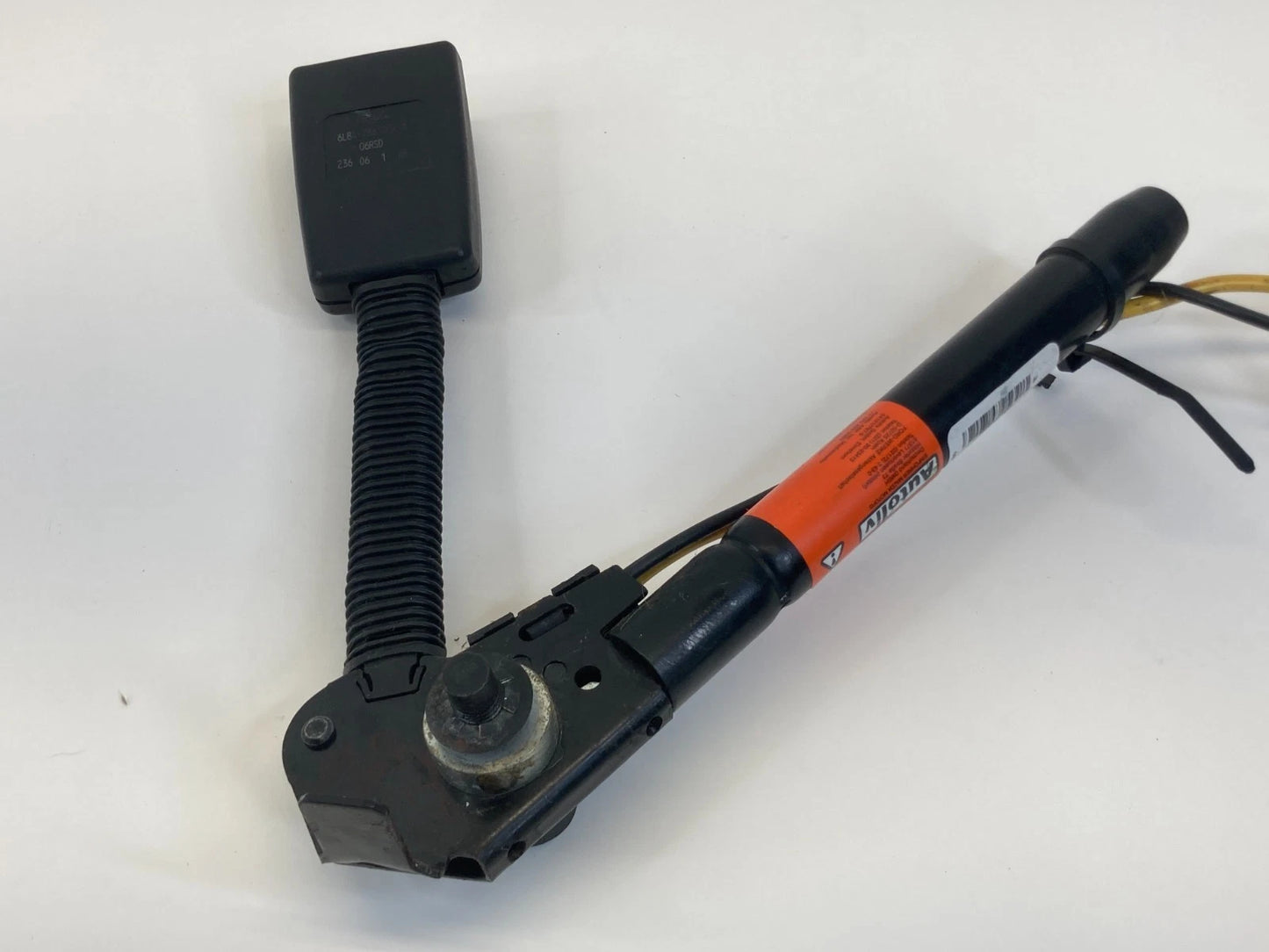 2005-2007 MERCURY MARINER FRONT RIGHT SIDE SEAT BELT BUCKLE 6L84-7861202-A OEM