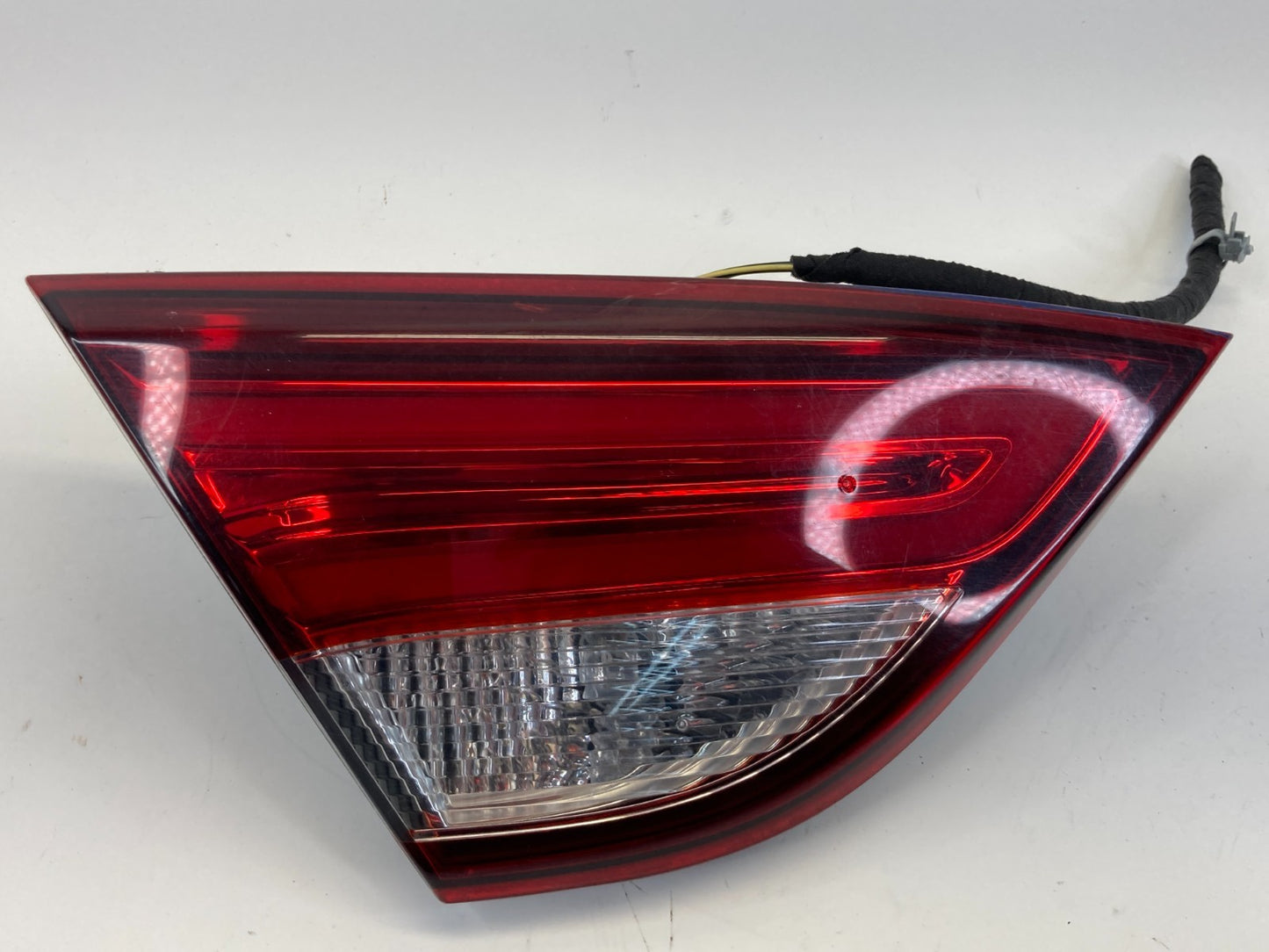 2015-2017 Chrysler 200 Rear Left Side Trunk Lid Backup Light Lamp 68110363AB