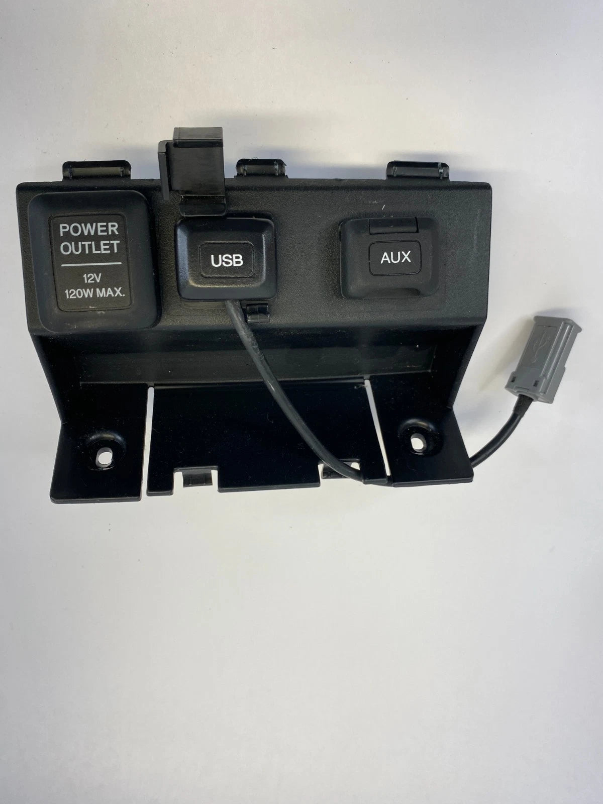 2009-2014 ACURA TSX CENTER CONSOLE USB AUX PORT 12V POWER OUTLET OEM 83409-TL0