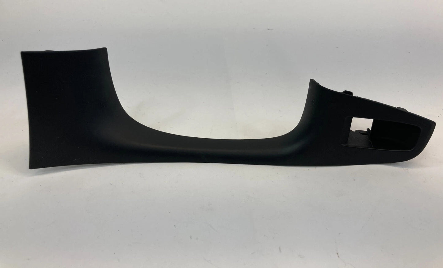 2013-2018 VOLKSWAGEN JETTA REAR LEFT SIDE DOOR POWER WINDOW SWITCH BEZEL OEM