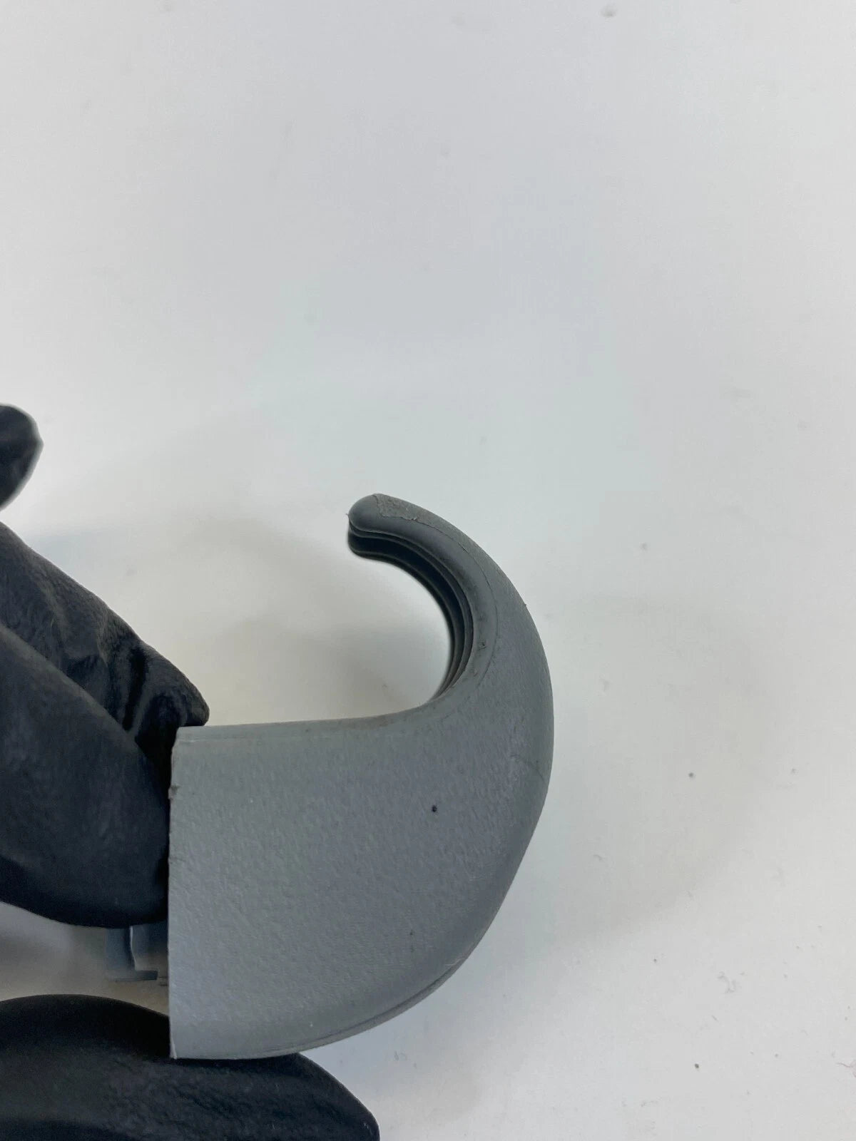 2009 KIA BORREGO FRONT LEFT SUN VISOR RETAINER CLIP HOOK HOLDER UNIT OEM FACTORY