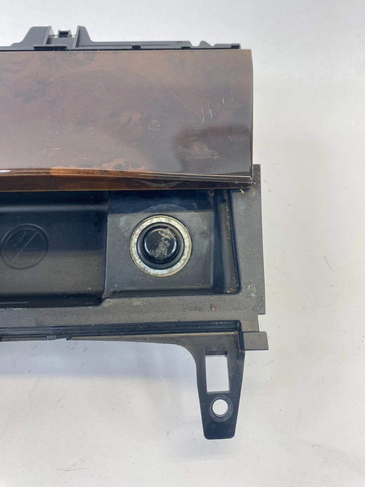 2010-2012 MERCEDES-BENZ GLK350 GLK 350 CENTER CONSOLE ASHTRAY ASH TRAY STORAGE