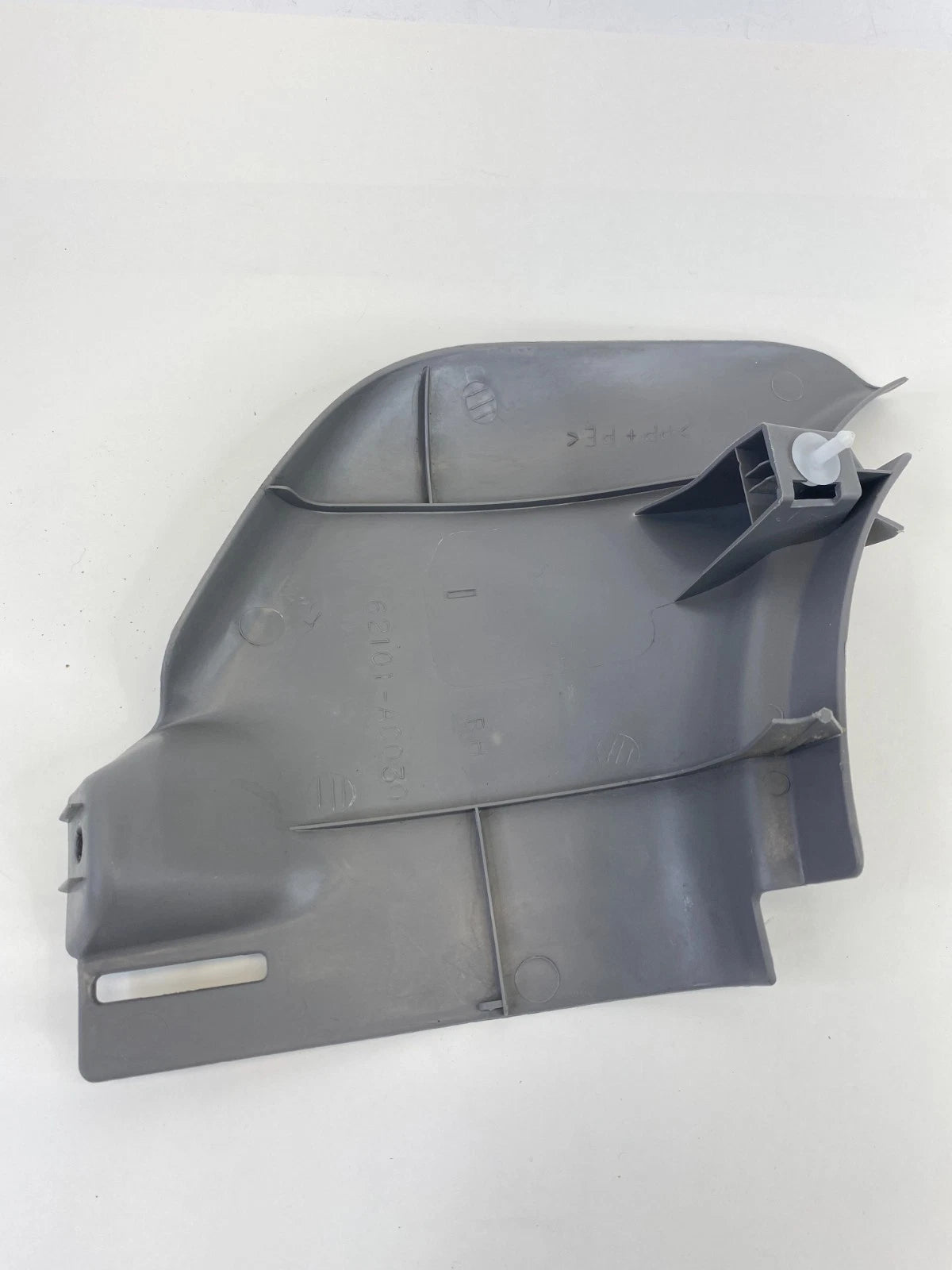 2000-2004 TOYOTA AVALON RIGHT PASSENGER SIDE KICK COWL PANEL COVER 62101-AC030