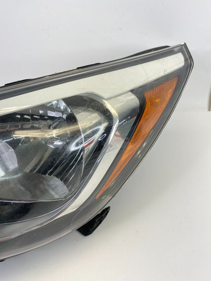 2015-2017 Hyundai Accent Front Left Driver Side Halogen Headlight 92101-1R7XX