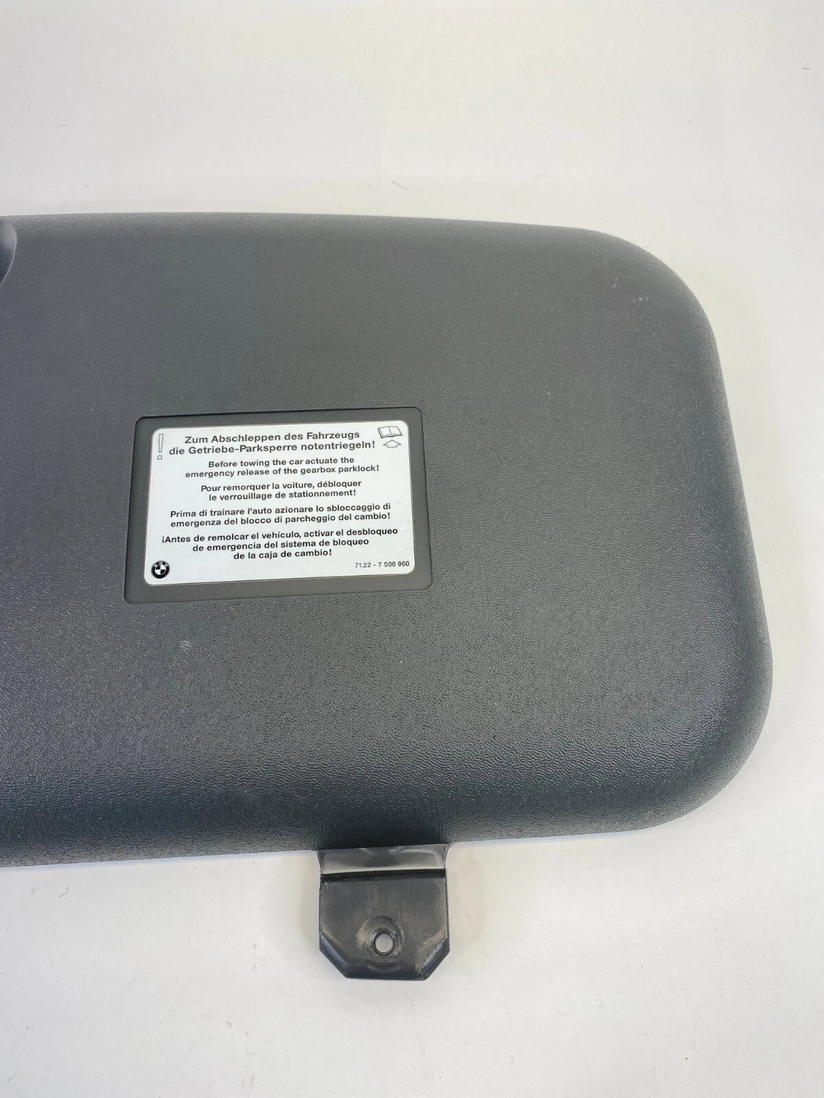 02-05 BMW 745I 745LI REAR TRUNK EMERGENCY FIRST AID KIT TOOL BOX 7111-675254 OEM