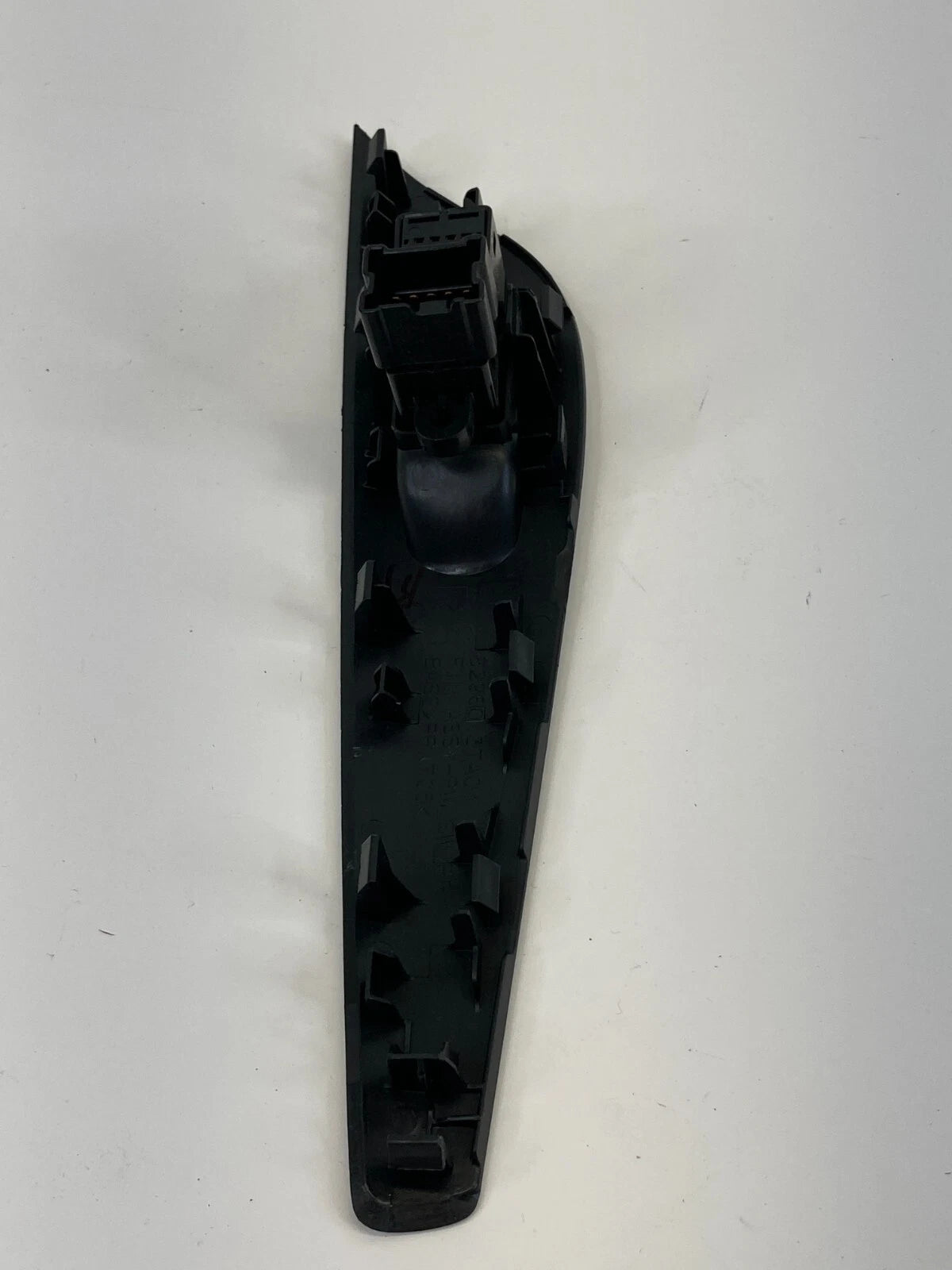 2013-2018 NISSAN ALTIMA REAR RIGHT DOOR POWER WINDOW SWITCH W /BEZEL 82960-3TA0