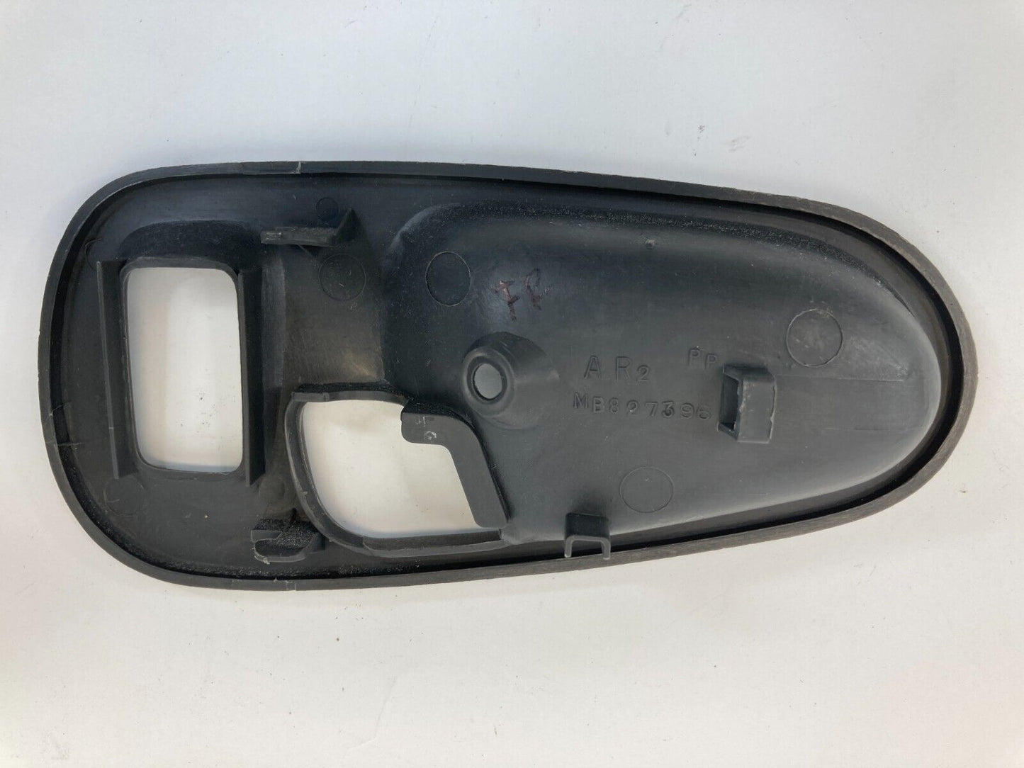 1997-2004 Mitsubishi Montero Sport Front Right Side Inner Door Handle Cover Trim