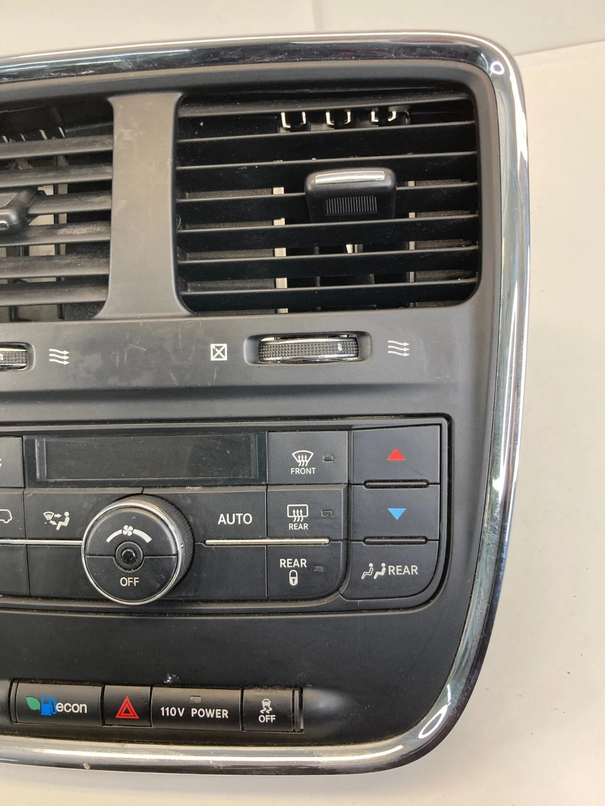 12-20 DODGE GRAND CARAVAN CLIMATE CONTROL TRIM BEZEL W/ AIR VENT P55111236AF OEM