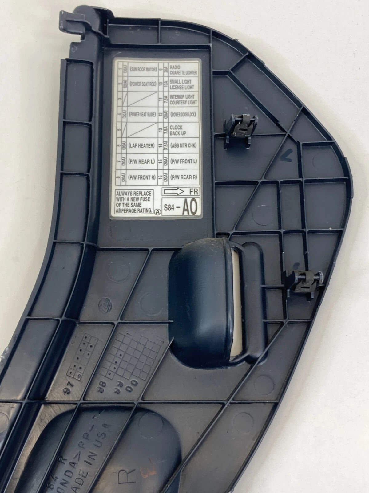 1998-2002 HONDA ACCORD DASH PANEL RIGHT FUSE BOX DOOR TRIM COVER 77211-S84 OEM