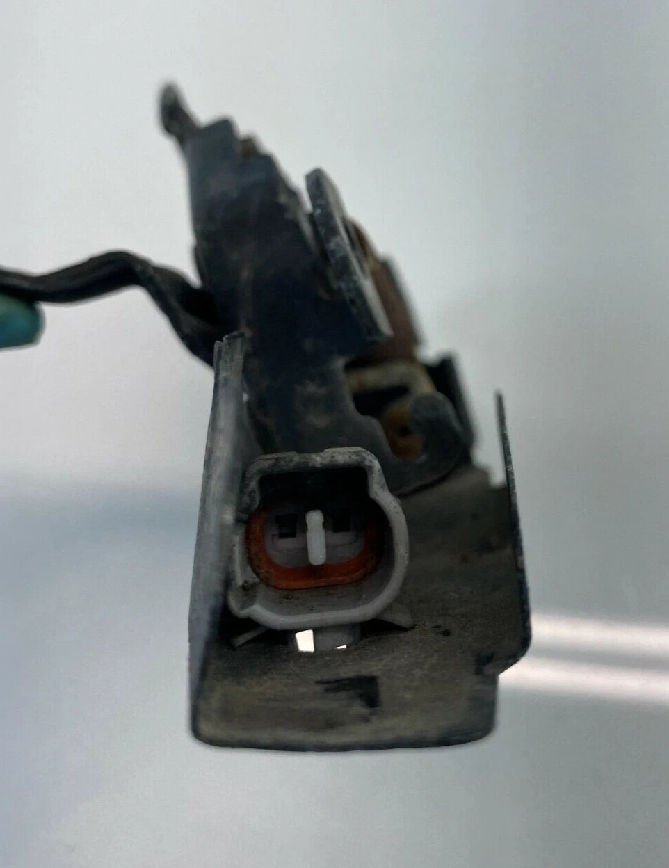 2004-2009 TOYOTA PRIUS HATCHBACK 4-DR FRONT HOOD LOCK LATCH RELEASE ACTUATOR OEM