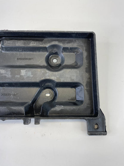 2000-2006 MAZDA MPV FRONT ENGINE BATTERY TRAY HOLDER PAD COVER OEM LC6256041
