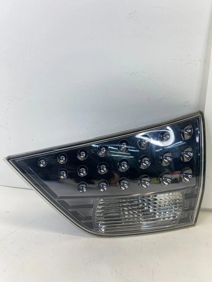 2007-2012 MITSUBISHI OUTLANDER ON LIFT GATE RIGHT SIDE INNER TAIL LIGHT LAMP OEM