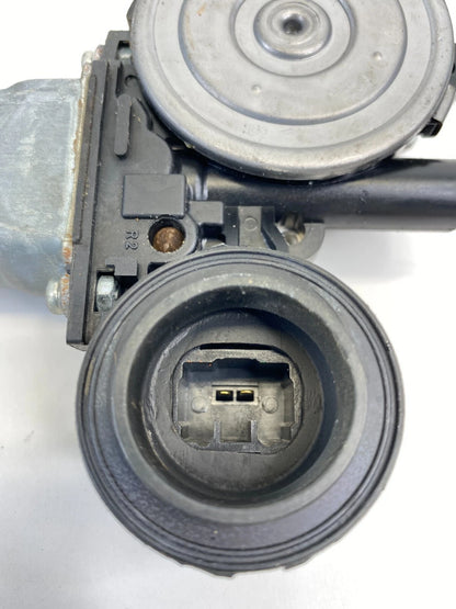03-08 TOYOTA COROLLA MATRIX 02-06 CAMRY FRONT RIGHT DOOR WINDOW MOTOR 85710AA050