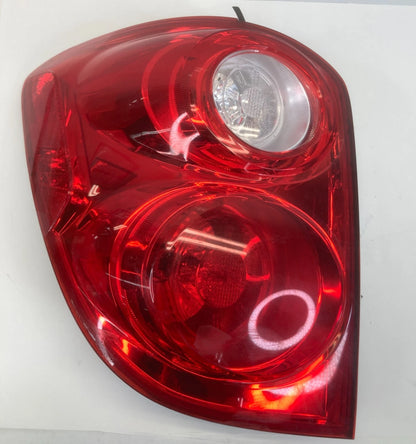 10-15 CHEVROLET EQUINOX LEFT DRIVER SIDE TAIL LIGHT TAILLIGHT LAMP HALOGEN OEM