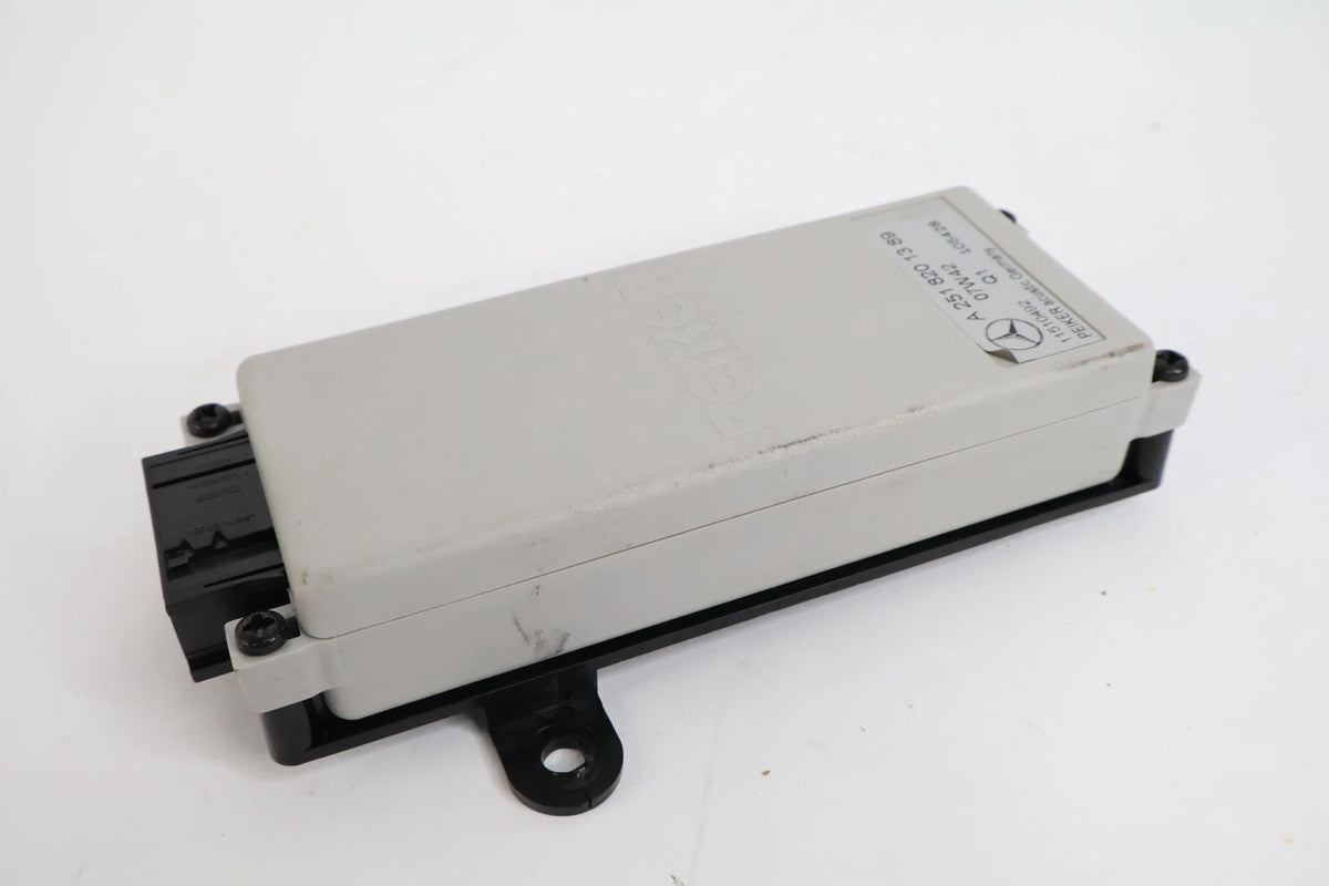 2006-2012 MERCEDES W251 R350 RADIO ANTENNA AMPLIFIER MODULE OEM A2518201389