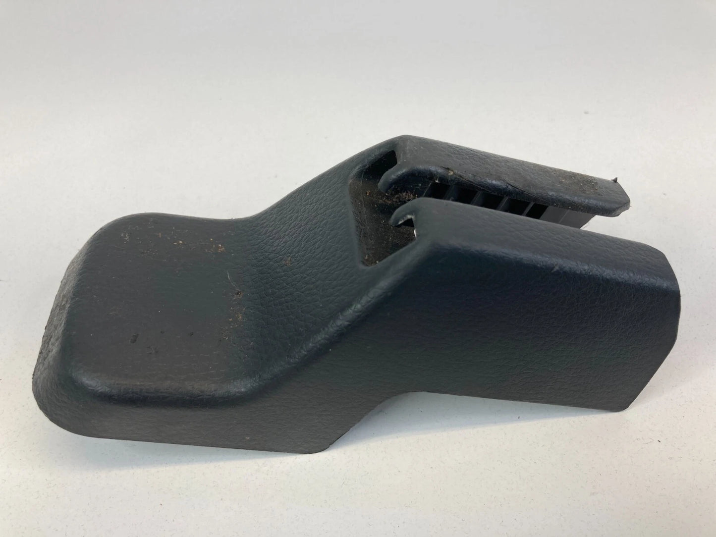 2003-2007 NISSAN MURANO FRONT SEAT TRACK BOLT COVER TRIM 87509CA000 OEM