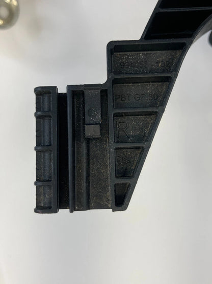 2006 2007 MERCEDES-BENZ ML 500 HANDLE FRAME BRACKET ON THE REAR RIGHT DOOR