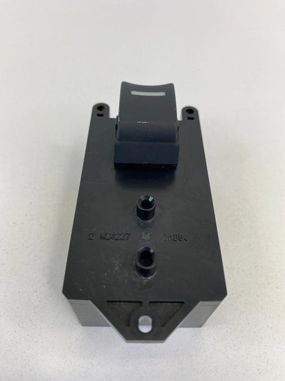2004-2008 ACURA TL REAR RIGHT SIDE DOOR WINDOW SWITCH CONTROL M26182 OEM