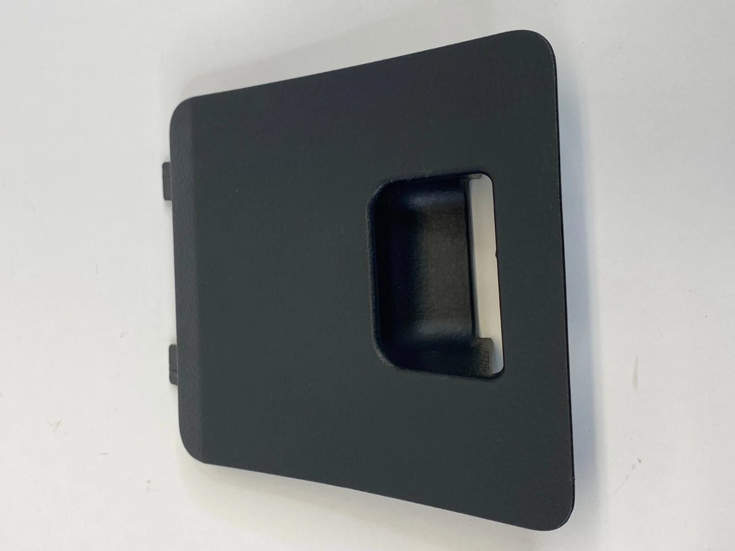 2003 2004 2005 NISSAN MURANO DASH FUSE BOX DOOR LID CAP COVER 68964-CA000 OEM