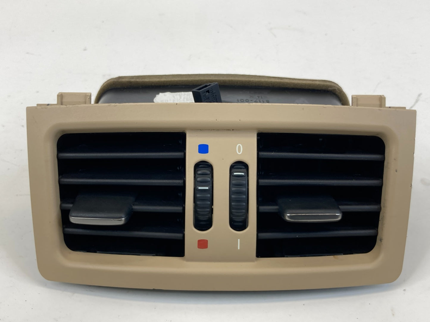 04 05 06 07 BMW 525i Rear Center Console Dual Air A/C Vent Grille 6932023 OEM