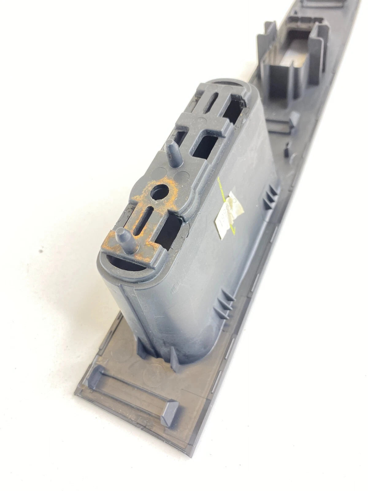 07-12 NISSAN SENTRA REAR LEFT SIDE WINDOW SWITCH BEZEL COVER TRIM OEM 82961ET000