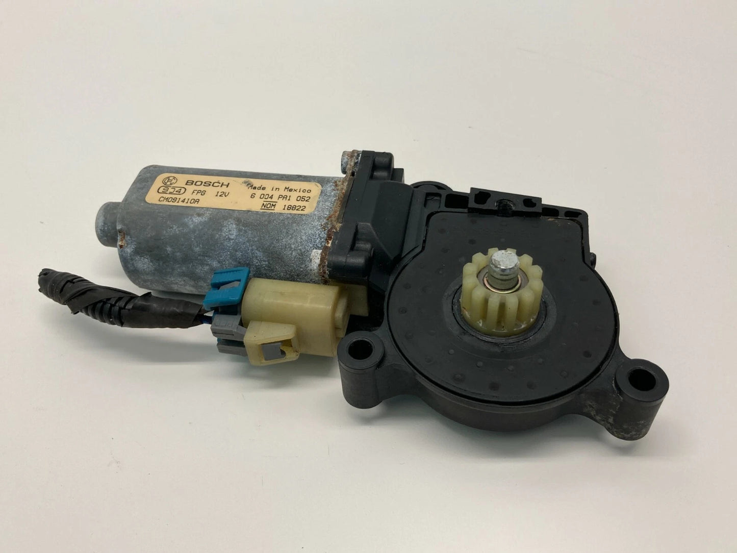 2002-2007 SATURN VUE FRONT RIGHT PASSENGER SIDE POWER WINDOW MOTOR 6004PA1052
