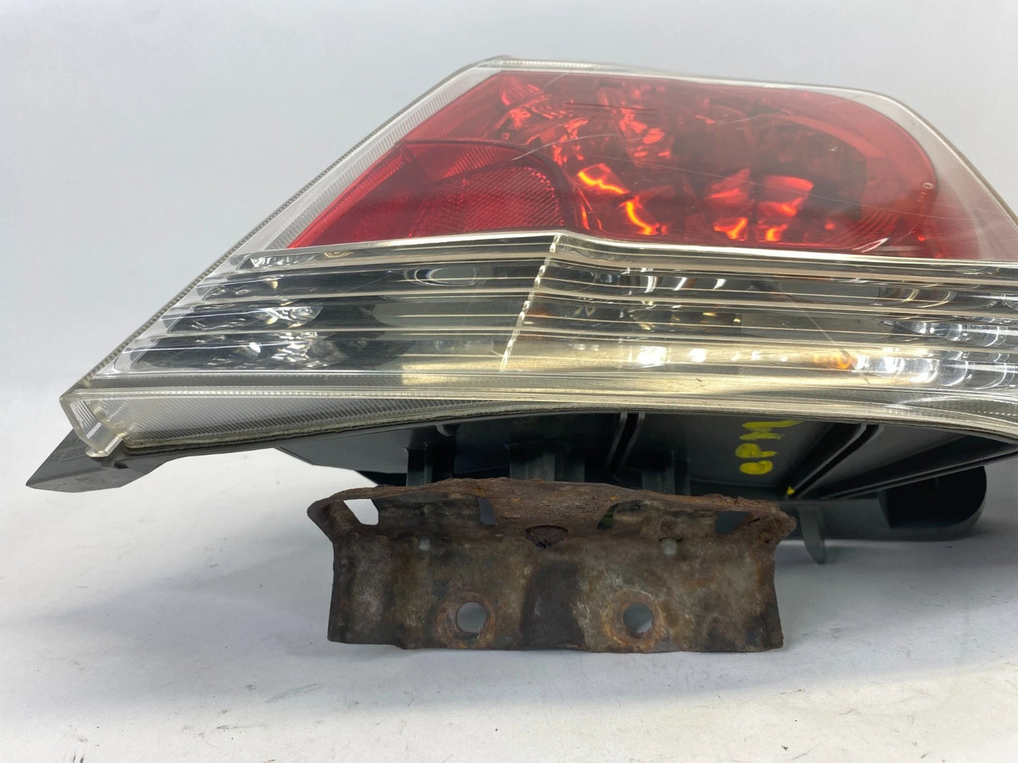 2008-2012 HONDA ACCORD SEDAN RIGHT PASSENGER TAIL LIGHT TAILLIGHT TAIL LAMP