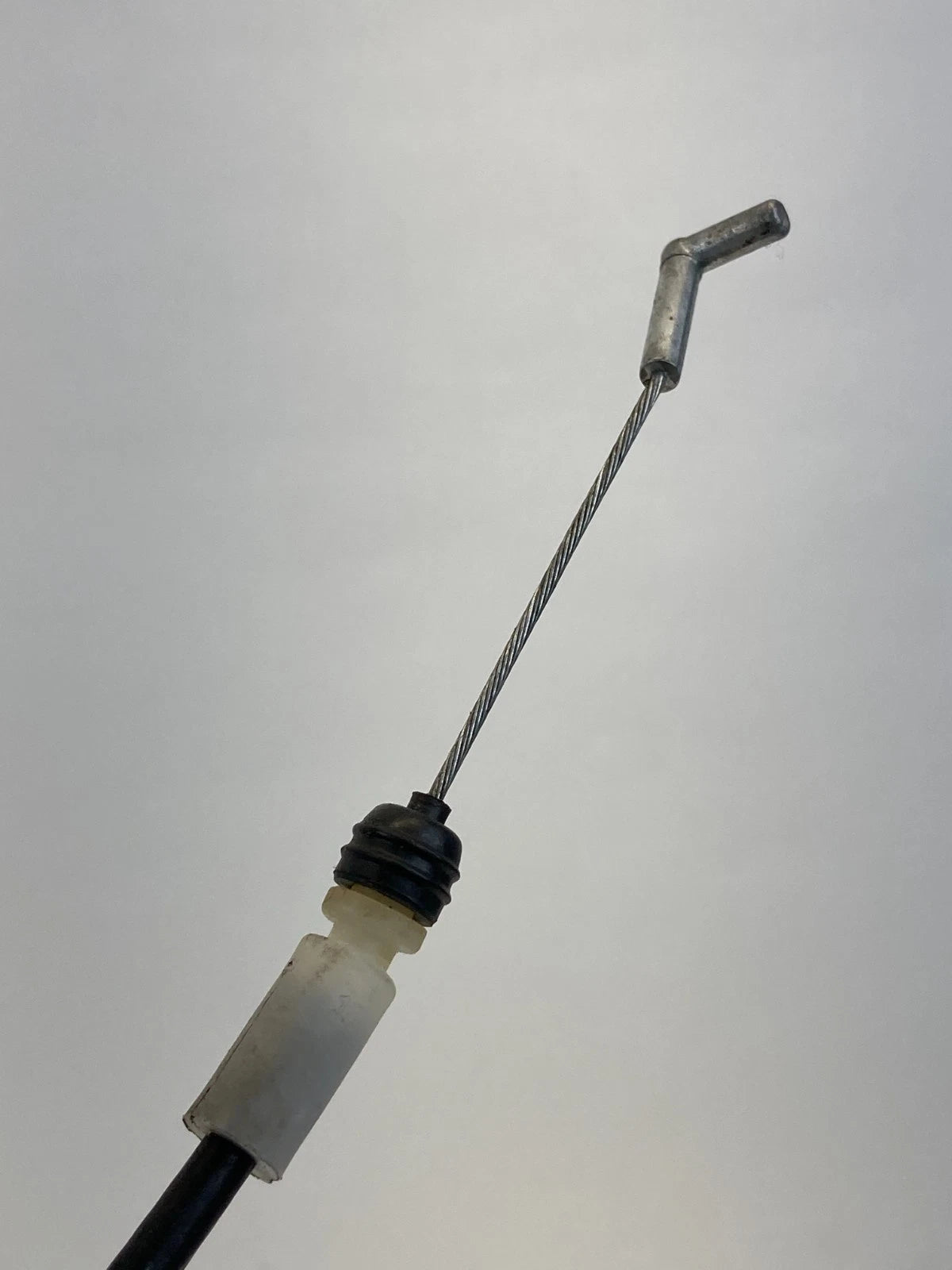 2005-2010 HONDA ODYSSEY REAR LEFT SLIDING MANUAL DOOR LOCK LATCH BRACKET OEM