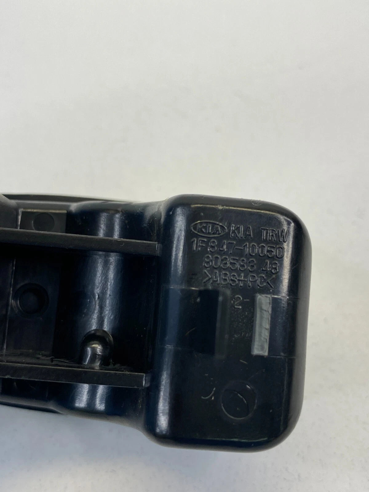 2005-2010 KIA SPORTAGE ROOF INTERIOR CLIP HOOK ASSEMBLY 1F847-10050 OEM