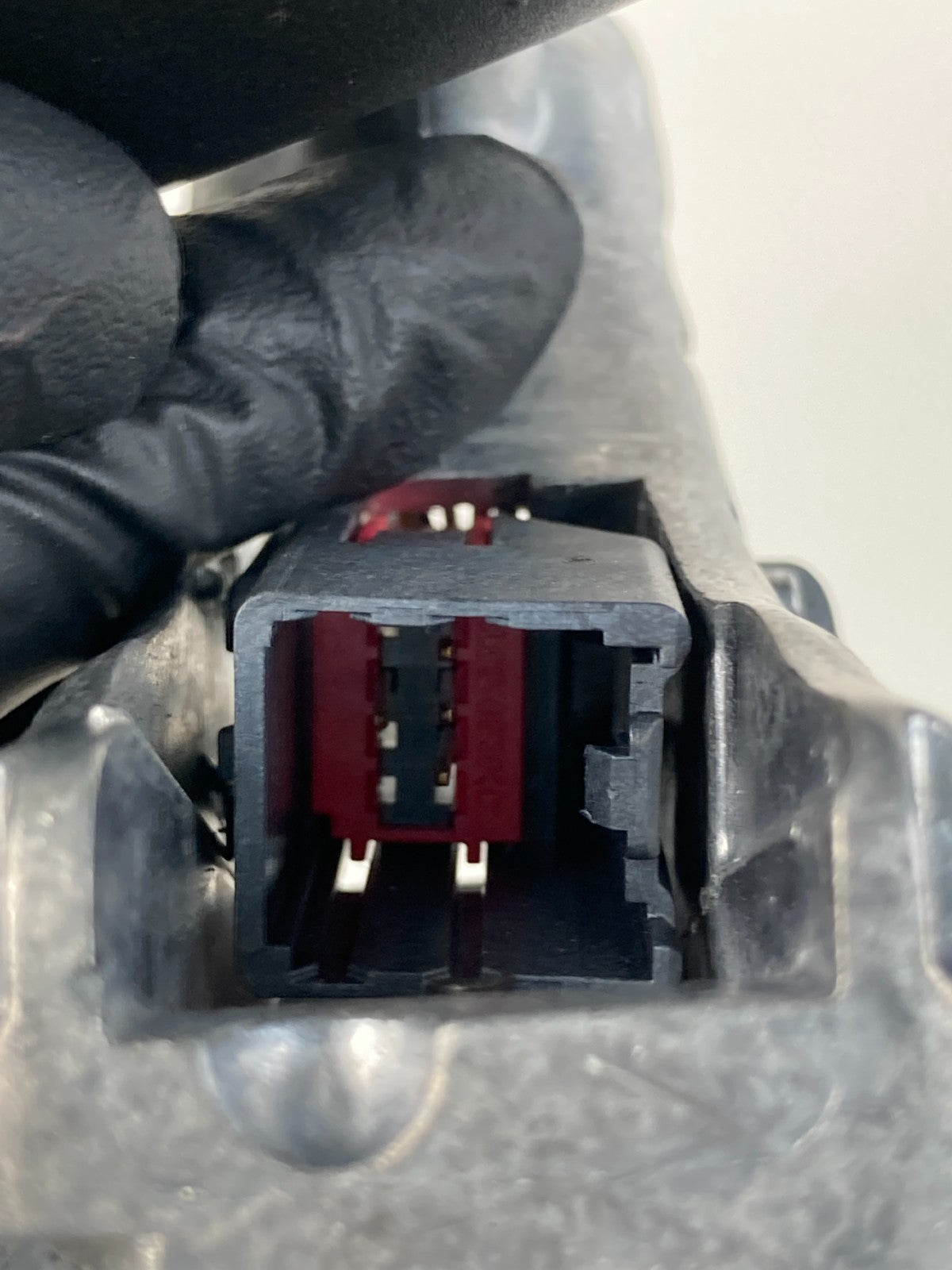 2008-2015 Land Rover LR2 Inside Rear View Interior Mirror Automatic Dimming OEM