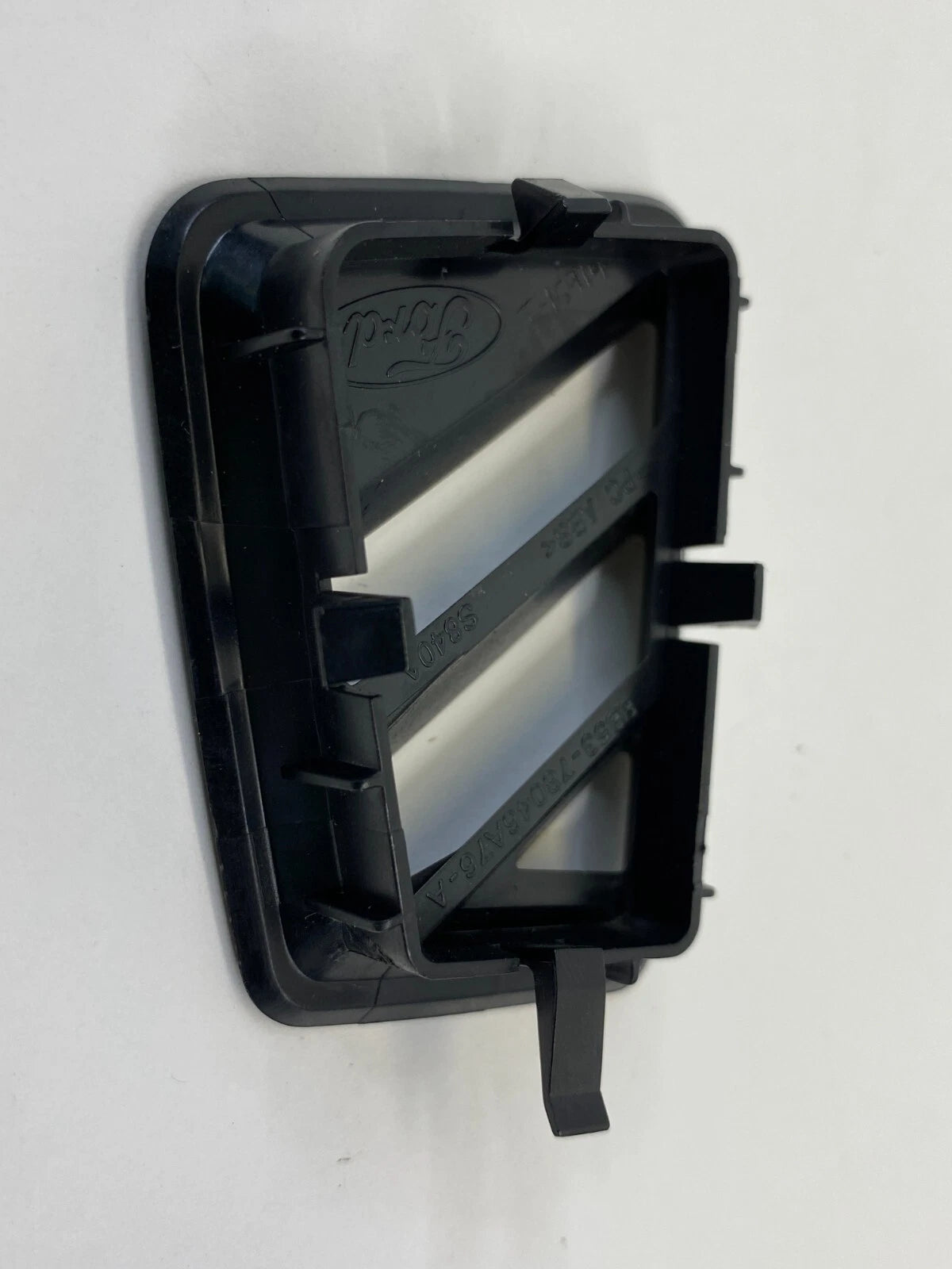 13-19 FORD POLICE INTERCEPTOR UTILITY DASH RIGHT AC AIR VENT DEFROSTER GRILL OEM