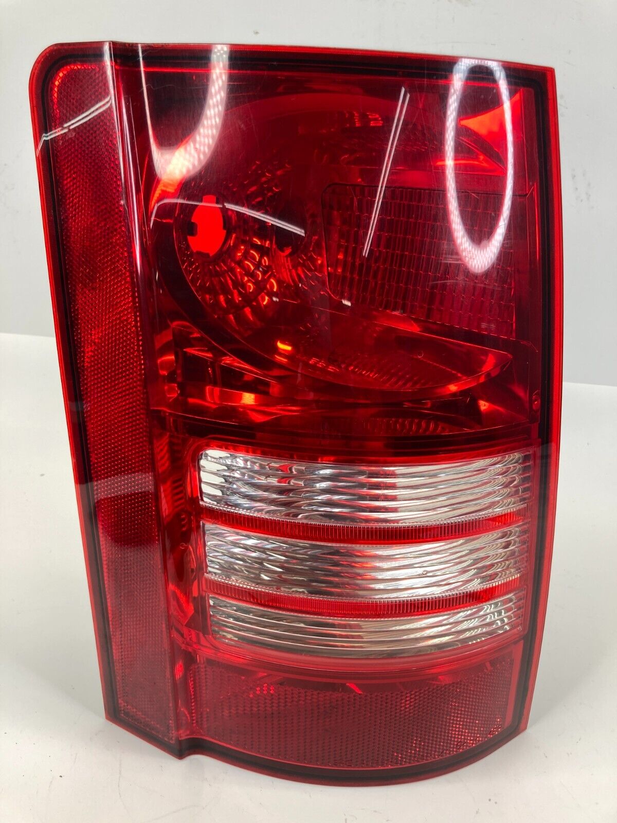 2008 2009 2010 Chrysler Town & Country Rear Left Driver Tail Light Taillight OEM