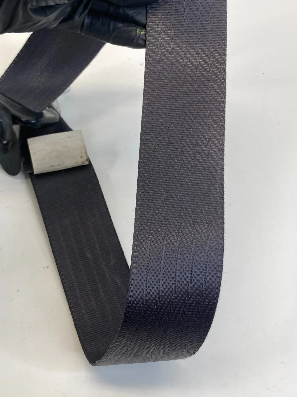 2009 2010 TOYOTA MATRIX FRONT LEFT DRIVER SIDE SEAT BELT RETRACTOR BLACK OEM