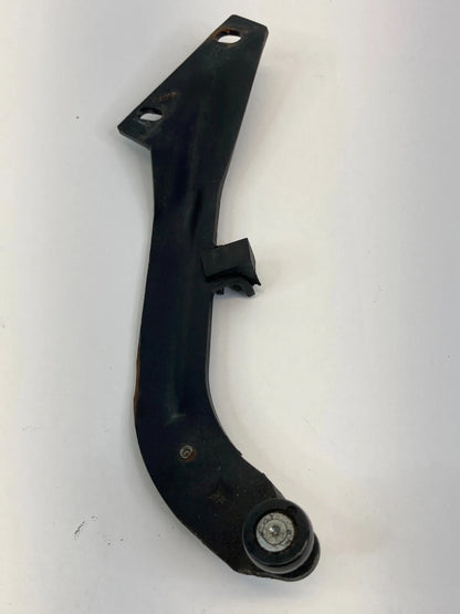 2005 2006 2007 BUICK TERRAZA REAR RIGHT SLIDING DOOR UPPER ROLLER BRACKET OEM