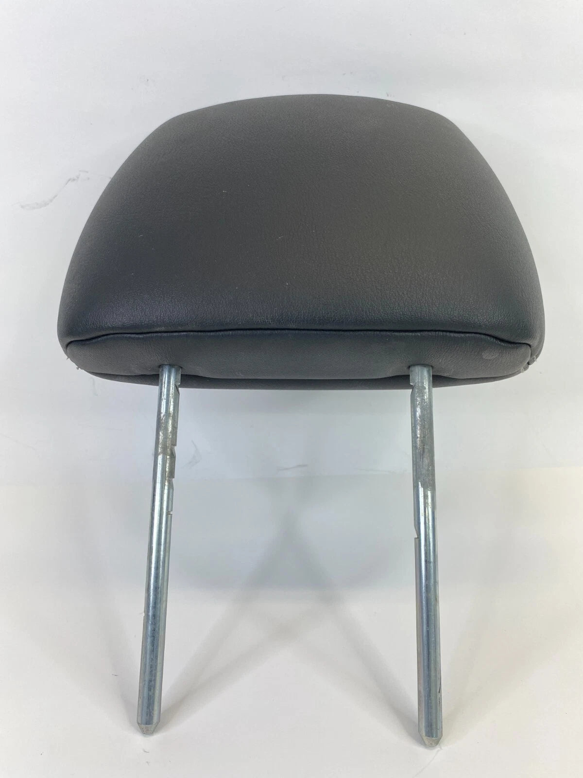 2002-2007 SATURN VUE FRONT LEFT DRIVER SIDE SEAT HEADREST HEAD REST OEM