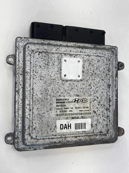 2006 Kia Optima 2.4L A/T Engine Computer Control Module ECM ECU PCM 39101-25140