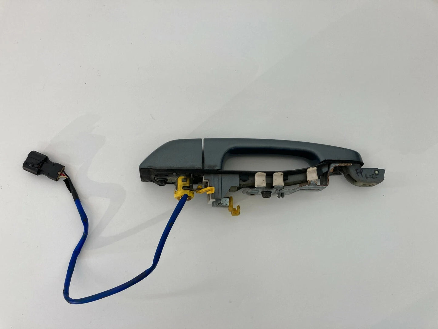 2007 2008 HYUNDAI ENTOURAGE FRONT RIGHT SIDE EXTERIOR DOOR HANDLE ASSEMBLY OEM