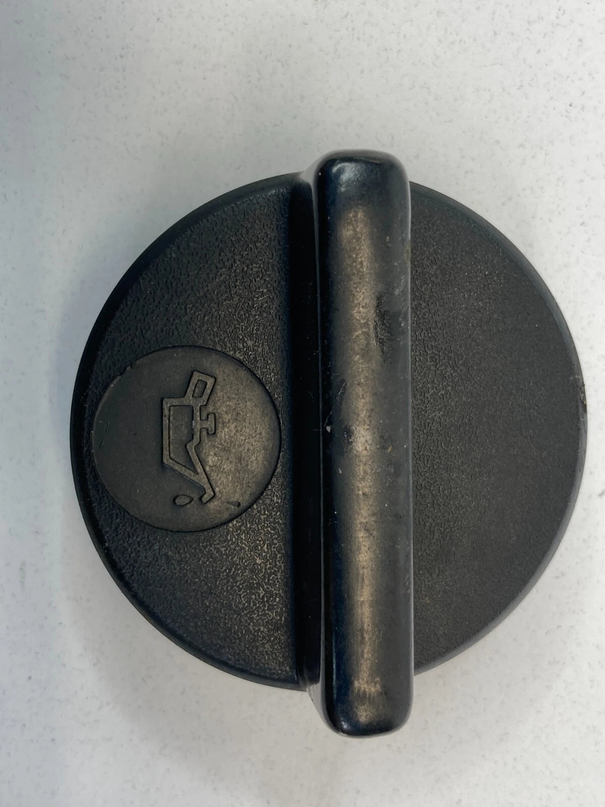 2003-2008 INFINITI G35 3.5L V6 ENGINE OIL FILLER FLUID TANK CAP LID COVER OEM