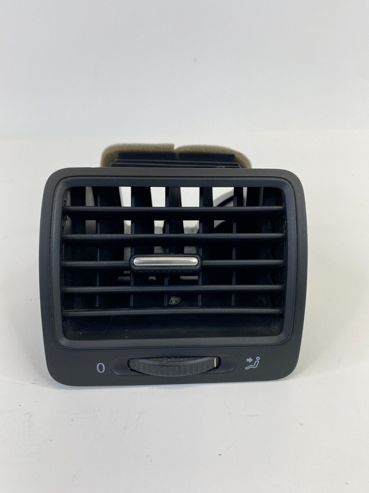 2006-2009 VW GTI Dash Right Side Outer A/C Air Vent Duct Grill 1K0-819-704