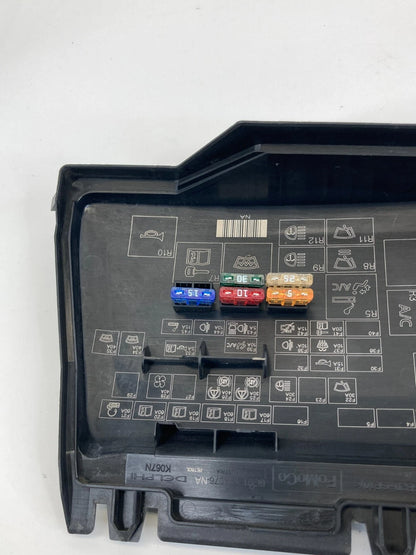 2008-2012 LAND ROVER LR2 3.2L ENGINE FUSE BOX LID COVER 6G9T-14A076-NA OEM