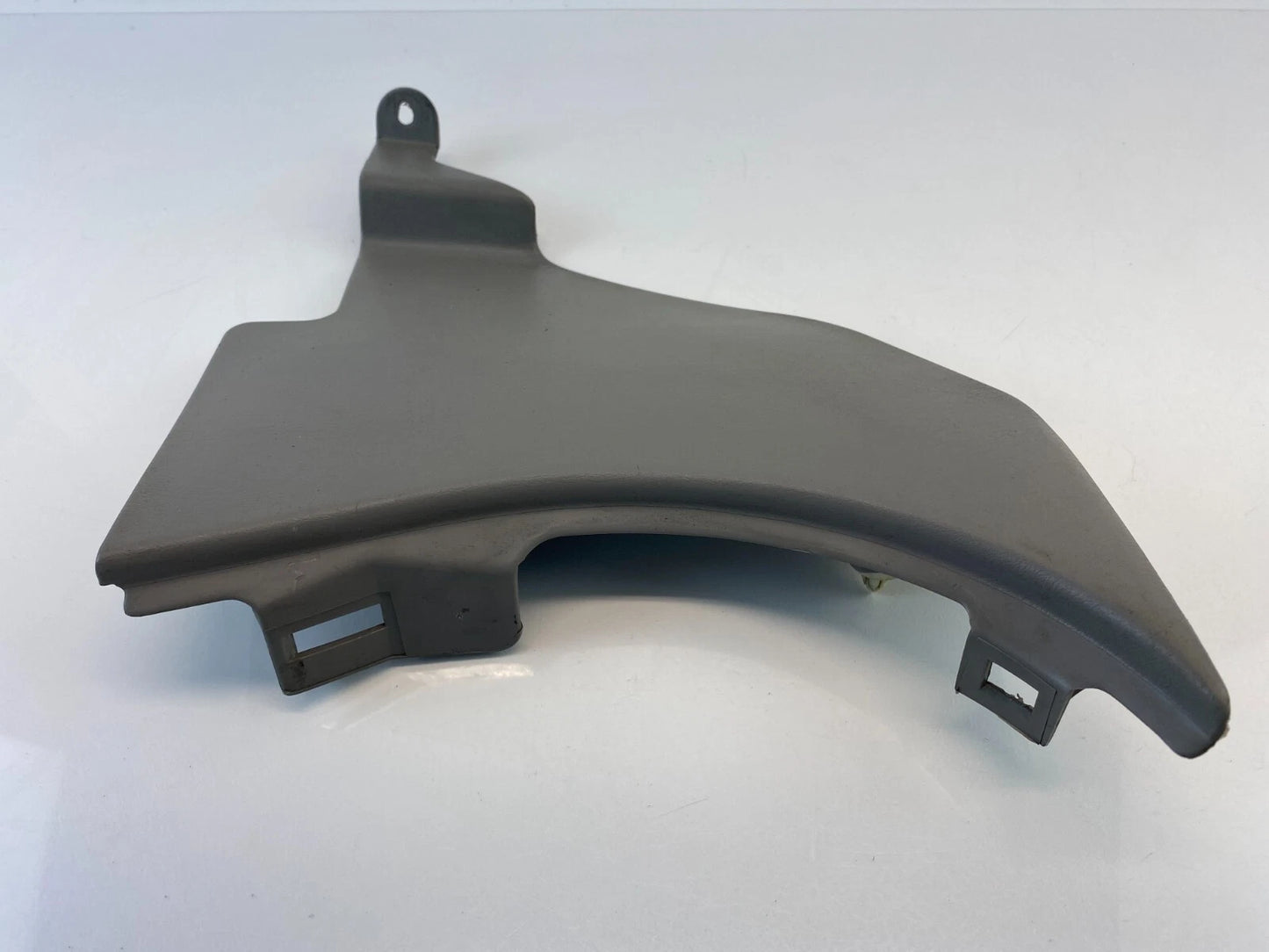 2001-2003 TOYOTA HIGHLANDER FRONT LEFT LOWER KICK COWL PANEL COVER 62102-48010