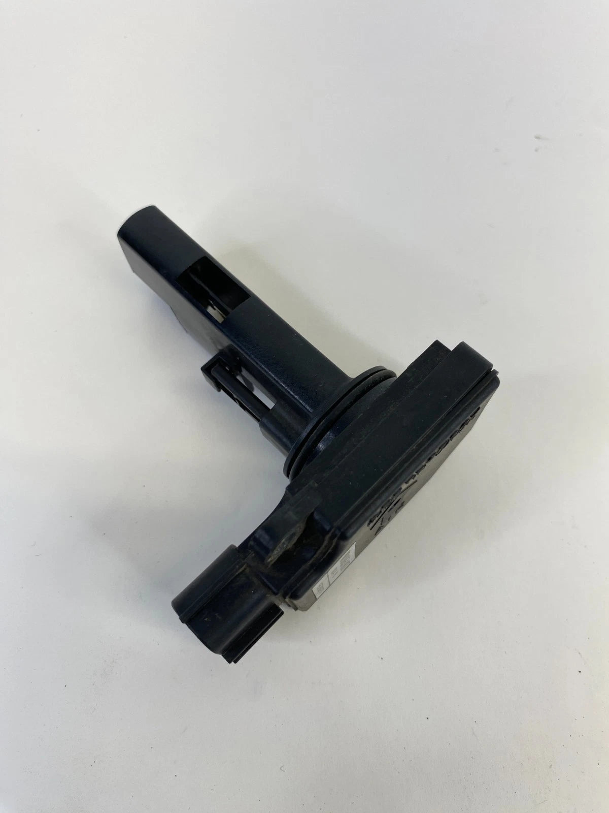 2011-2014 Mitsubishi Outlander Sport Air Mass Flow Meter Sensor MAF MR985187