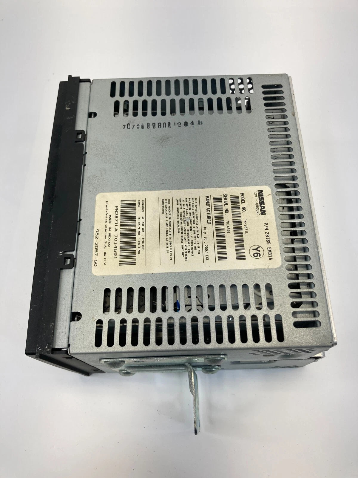 2007-2009 NISSAN VERSA RADIO AM FM CD PLAYER DASH RECEIVER UNIT 28185-EM31A OEM