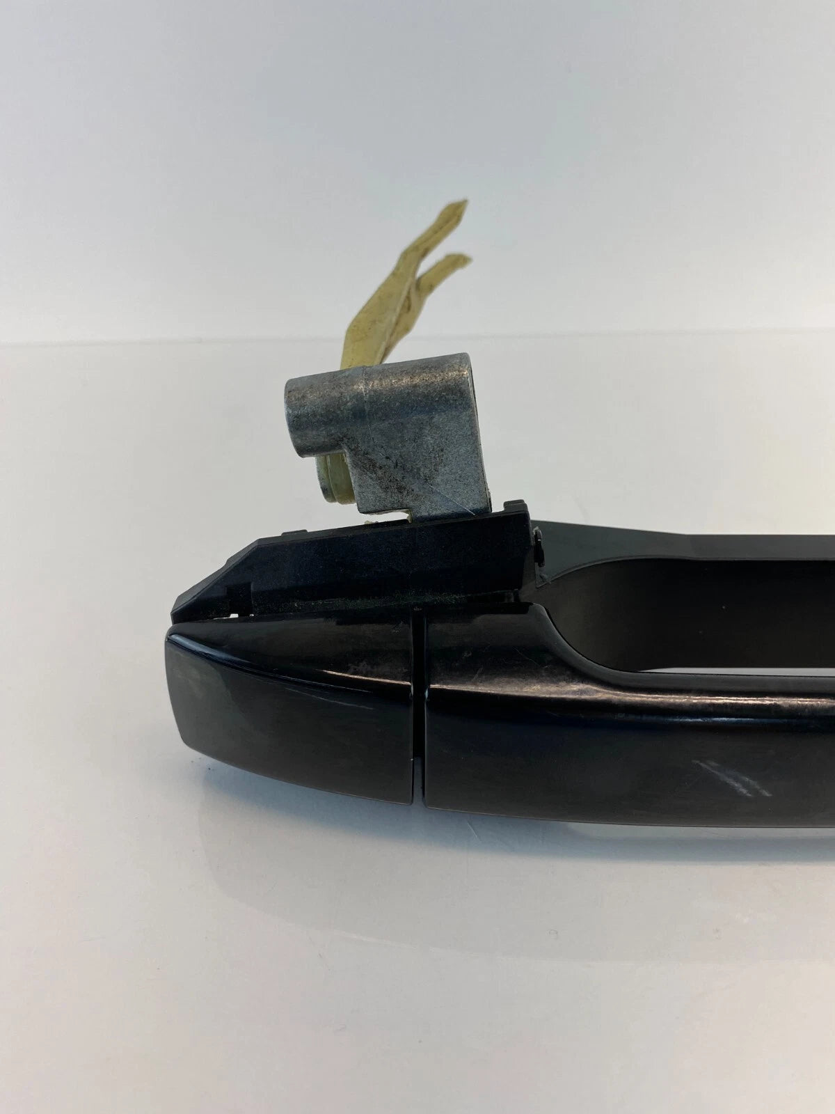 2010-2014 SUBARU LEGACY REAR RIGHT SIDE EXTERIOR DOOR HANDLE ASSEMBLY RR RH OEM