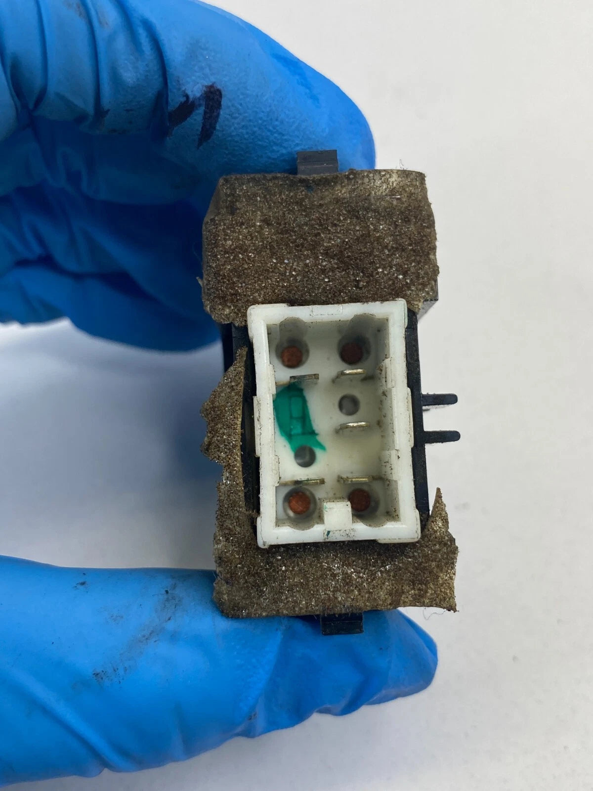 1992-1996 TOYOTA CAMRY SEDAN 4DR REAR LEFT BACK SIDE DOOR POWER WINDOW SWITCH